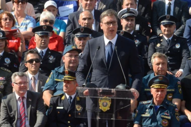 VUČIĆ NA VEŽBI "SRBIJA 2019": Moramo zajednički da štitimo naše stanovništvo