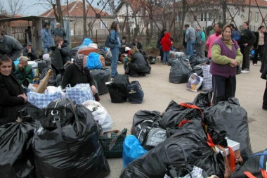 Dodela rešenja za stanove za 33 porodice u Gračanici