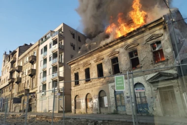 Istraga o podmetanju požara u Karađorđevoj: Piromanku šalju na posmatranje