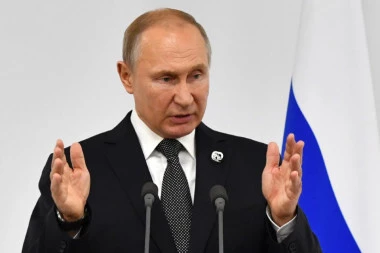 PORUKA IZ KREMLJA: Putin ne mora da se testira