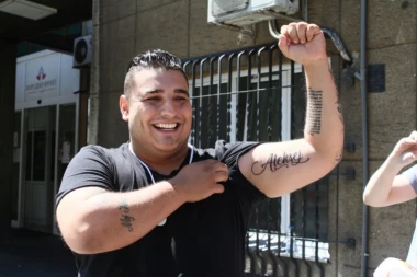 Prva fotografija Darka Lazića sa sinom Aleksejem zapalila društvene mreže!