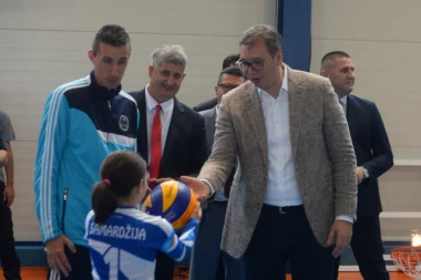 (VIDEO) Potez kakav niko nije očekivao od Vučića: Egzibicija u Sivcu