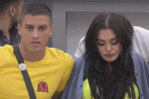 (VIDEO) "Neka prizna Davidu ko ju je je*ao": Maja Marinković obelodanila GNUSNE informacije o Ani Korać!