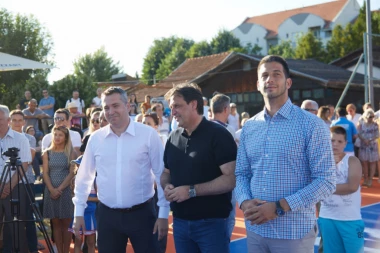 Vanja Udovičić otvorio novi Mozzartov teren u Kruševcu!