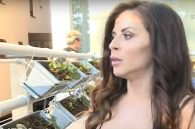 Uplašena: Trudna Ana Sević se SVAKE NEDELJE testira na koronu!