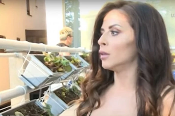 Uplašena: Trudna Ana Sević se SVAKE NEDELJE testira na koronu!