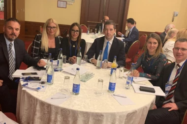 Poslanici JS na Drugom međunarodnom forumu "Razvoj parlamentalizma" u Moskvi