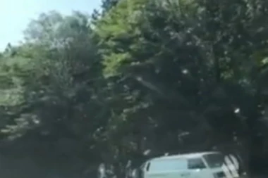 (VIDEO) UŽAS PORED AUTOPUTA: Otrkivamo otkud leš kod Zmajeve pumpe!