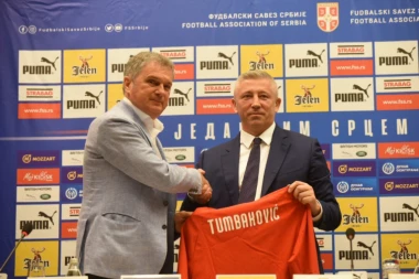 Tumbaković promovisan: Godinama sam se pripremao za ovakvu konferenciju!