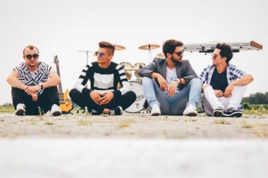 Nedelja vrhunskog provoda: Lapsus bend peva za Beograđane