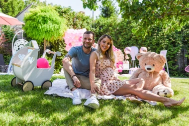 Najlepši "bebi šauer" u Srbiji ikada: Vladan iz "Magla benda" sa suprugom napravio bajkovito slavlje!