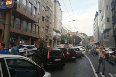 Sastanak CarGo i Komunalne policije: Sačekati sa akcijama, do odluke suda