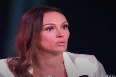 Otkrivamo jezivu prošlost: Anabelu proklela familija zbog otetog imanja!