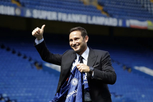 Lampard trlja ruke, Čelsi završava veliki posao!