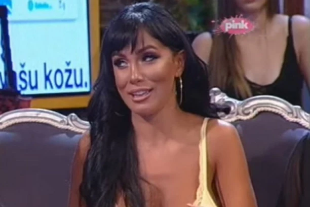 BILA SAM UNAKAŽENA! Aleksandra Subotić otkrila JEZIVE detalje plastičnih operacija: BILA SAM OČAJNA, IZGLEDALA SAM KAO NEMAČKA GLUMICA ZA ODRASLE!