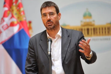 Neka, ne dirajte ništa: Presvučene demokrate imaju rešenje za bolju budućnost Srbije