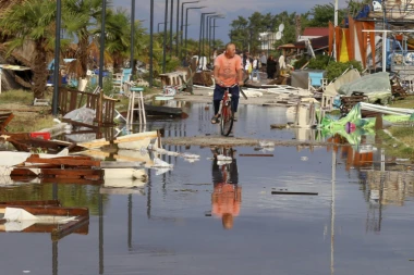 U Crnoj Gori izdat CRVENI METEOALARM: Stiže nevreme sa jakom kišom i OLUJNIM VETROM