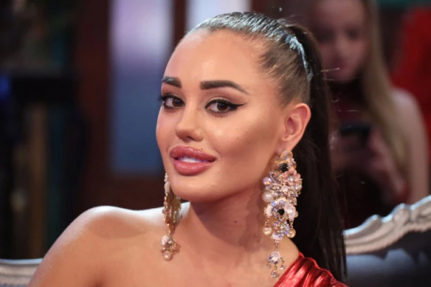 Ana Korać ide u zatvor zbog prevare? Starleti preti DVE GODINE ROBIJE!