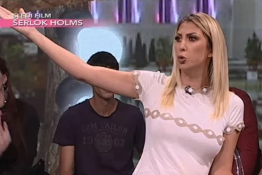 (FOTO) Nadežda Biljić skroz prsla zbog trudnoće: Uradila nešto što je zaprepastilo celu javnost!