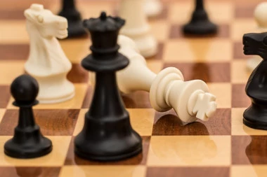BEZ POBEDNIKA U ASTANI: Deveta partija šahovskih velemajstora završena remijem
