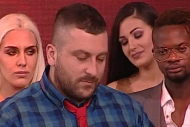 (FOTO) POBEDNIKU PAROVA UMRLA MAJKA: Vuletić objavio njenu sliku, a emotivnom porukom RASPLAKAO SVE!