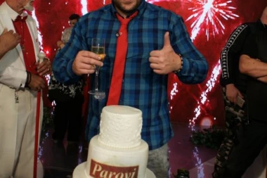 Finale "Parova 7" završeno trijumfom Crnogorca: Mladen kupuje stan od 50.000 evra!