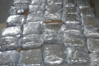 MUP zaplenio ogromnu količinu droge na prelazu Bogojevo