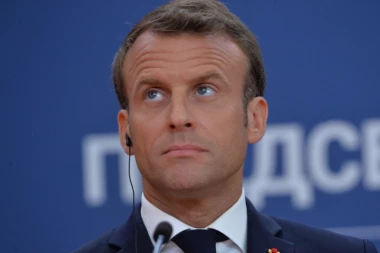 Makron traži samit o Idlibu sa Nemačkom, Turskom i Rusijom