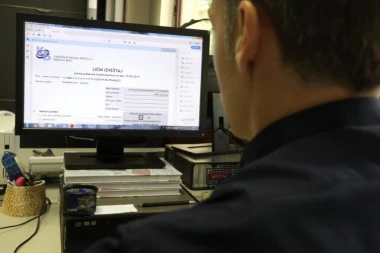 OVAJ IZVEŠTAJ VAM JE POTREBAN ZA DIZANJE BILO KOG KREDITA! Ne morate u banku da biste proverili svoje stanje u KREDITNOM BIROU! To možete uraditi iz fotelje, a evo i kako!