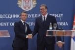 "Želim da se nastavi razvoj odnosa naših zemalja koji se napajaju iz bogate istorije"! Makron PRVI uputio čestitku Vučiću povodom DANA DRŽAVNOSTI!