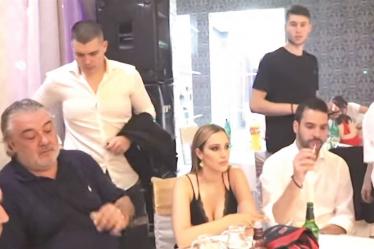 Živojinovići na okupu