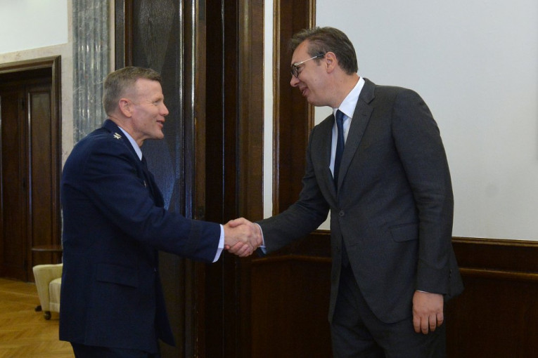 Srbi konačno sigurni na tlu Kosova? Vučić i komandant NATO snaga došli do zajedničkog rešenja za bezbednost na KIM