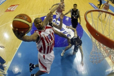 NE IDE MU SE U PENZIJU: Ljubimac Delija potpisao za novi klub!