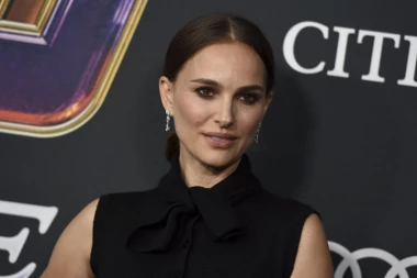 PUČE BRUKA POSLE 12 GODINA: Slavnu glumicu PREVARIO baletan - hitno se RAZVELA od njega!