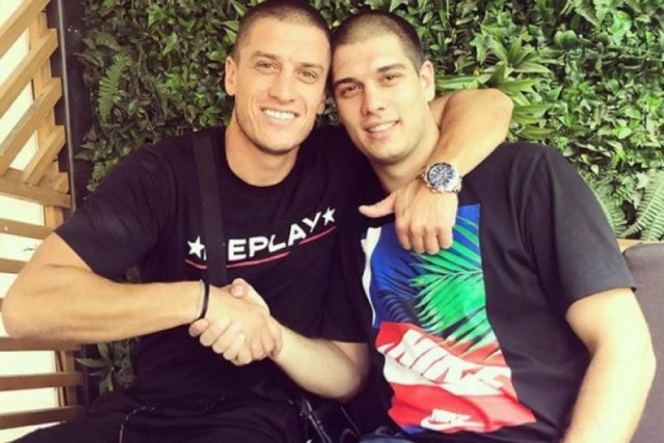 Prvi put otvoreno o svemu! Ispovest Davida Dragojevića: "Nemam ni volju ni želju da se čujem sa bratom"!