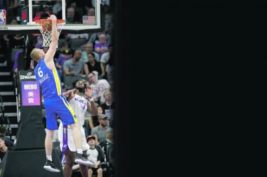 Obožavam da kucam PREKO AMERA!