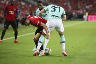 "Otac me gleda odozgo i to me tera dalje"