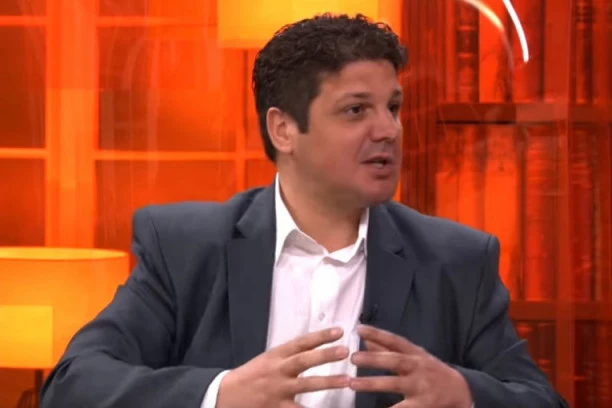 Obradoviću, možeš samo da se nadaš! Jugović raskrinkao lidera Dveri: Opsednut Stefanovićem zbog ministarskog mesta!