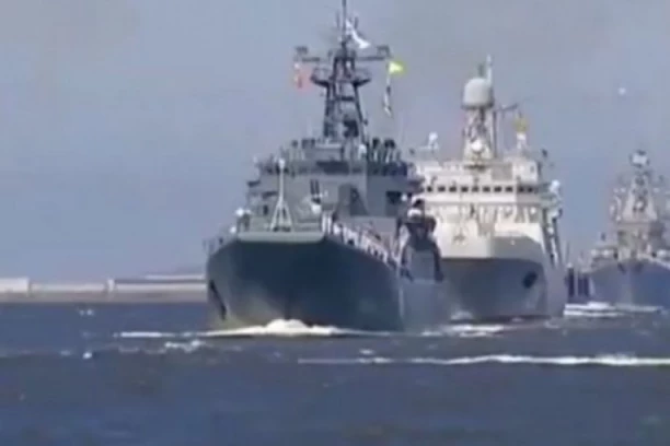 UKRAJINSKA RATNA MORNARICA PLOVI KA KREČKOM MOREUZU: Rusija zahteva hitnu promenu pravca