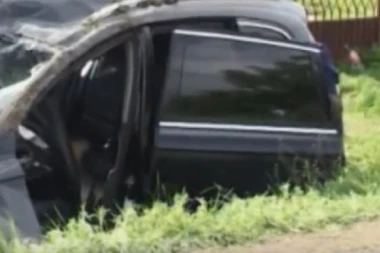 FIJAT PREŠAO U SUPROTNU TRAKU I POKOSIO ŽENU: Užasna nesreća kod Čačka