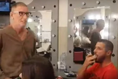 (VIDEO) Haos i u šminkernici: Evo kako je Lepi Mića vređao Marka iza kamera!