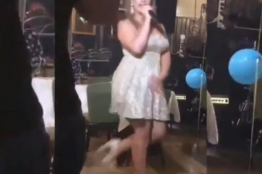 (VIDEO) Zapevala na veselju! Miljana proslavila prvi rođendan sina Željka!