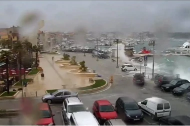 (FOTO, VIDEO) Katastrofalno nevreme zahvatilo Jadran: Pojavile se i pijavice