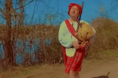 ŠOK: Zoki Šumadinac molio poznatog voditelja da mu masira gu*u, ovaj se iznervirao i sve objavio!