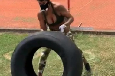 (VIDEO) Dekolte žene Darka Miličića tokom "Nindža treninga" dominira!