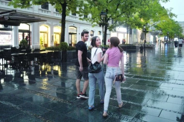 PROMENLJIVO VREME DO VIKENDA: Oluja, osveženje, pa ponovo vrućine! Evo kakav nas avgust čeka!