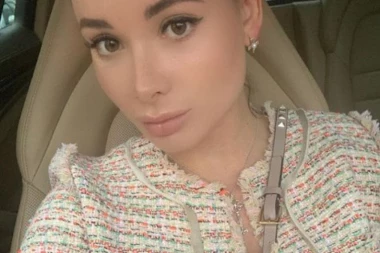 SVIREPO UBISTVO U MOSKVI! Atraktivnoj blogerki prerezan vrat, a zatim je njeno golo telo SPAKOVANO U KOFER