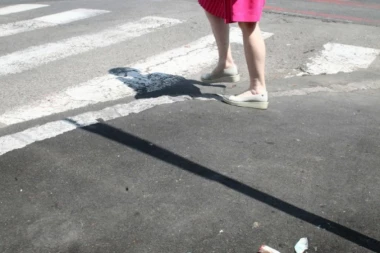 Jeziva tragedija u naselju Galenika: Autobus u punom gasu pokupio ženu, na mestu ostala MRTVA!