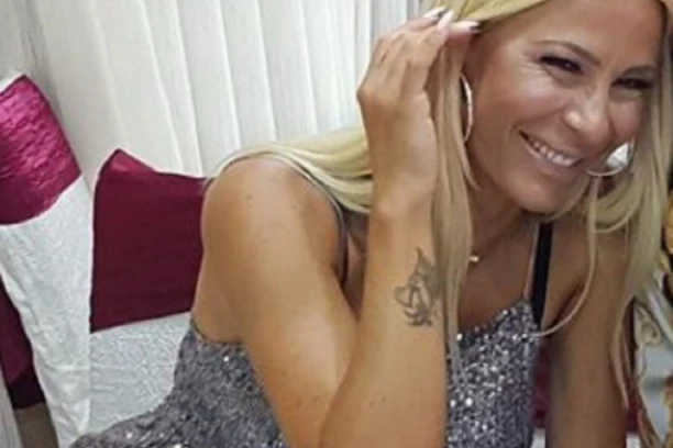 LJUBIM SVOJU DECU U USTA, TO JE POTPUNO PRIRODNO: Vesna ĐOGANI iznela ŠOKANTNE detalje, svi je OSUDILI!