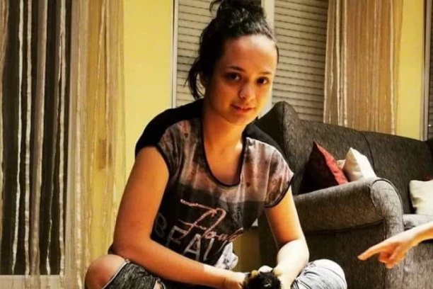 "POMOZITE DA SE VRATI KUĆI ŽIVA"! Majka nestale Milice Tišme (21) kumi i moli! VEĆ SEDAM DANA NI TRAGA NI GLASA OD NESTALE NOVOSAĐANKE!